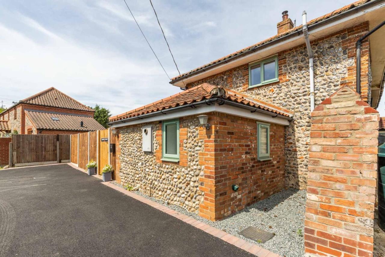 Host & Stay - Sand Pit Cottage Thorpe Market Exterior photo